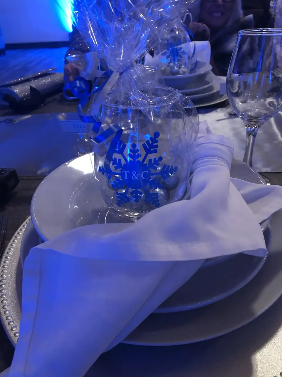 Snowflake glass favour